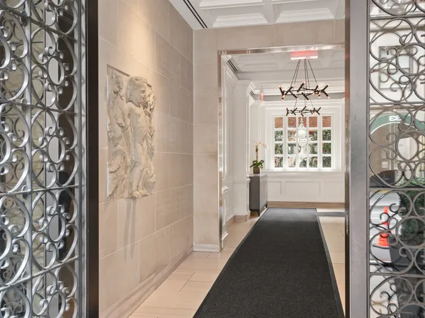 28 East 70th Street PH1 image 22 of 23
