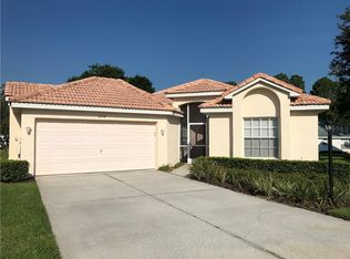 2714 Golf Lake Dr, Plant City, FL 33566