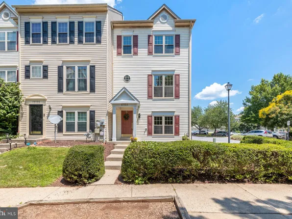 12133 Amber Ridge Cir, Germantown, MD 20876