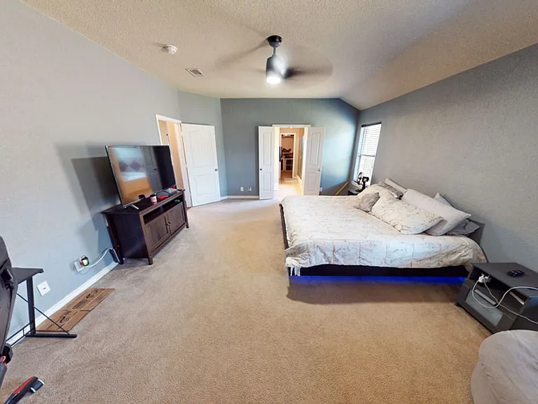 2607 Montague County Dr — Photo 16