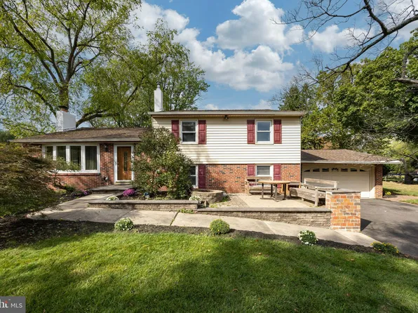 602 Rising Sun Ave, Holland, PA 18966