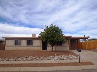 9611 E Sellarole Rd, Tucson, AZ 85730
