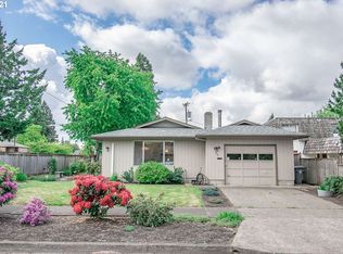 1477 F St, Springfield, OR 97477