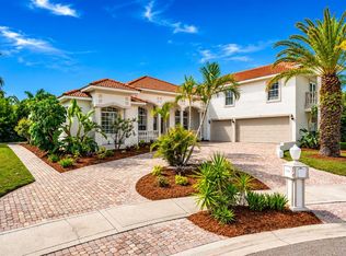 5909 Zaki Ln, Apollo Beach, FL 33572