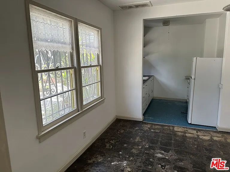 5422 W Washington Blvd — Photo 9