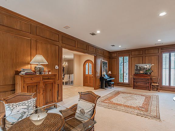 3rd image of 4708 Shady Ridge Ct