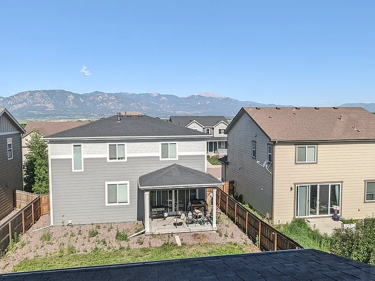 4948 Wolf Moon Dr — Photo 23