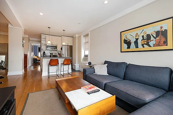 Rented by Rita S Citrin, LREB | media 17