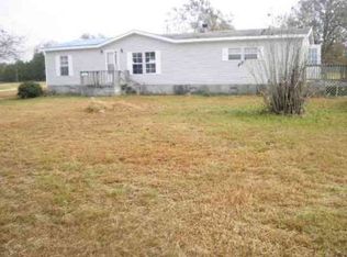 78 River Chase Dr, Hawkinsville, GA 31036
