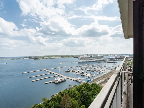 45 Eastern Promenade #8D, Portland, ME 04101