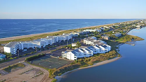 250 Dune Rd Photo 1