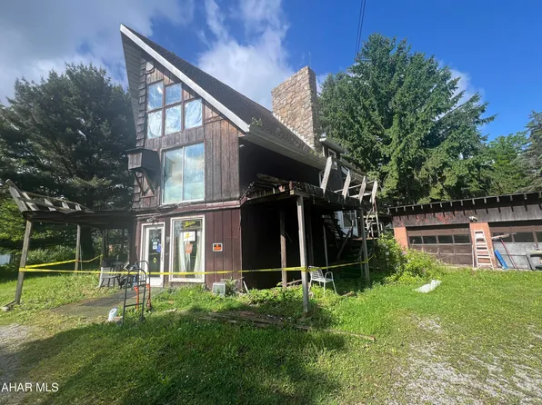 1762 Plank Rd, Carrolltown, PA 15722