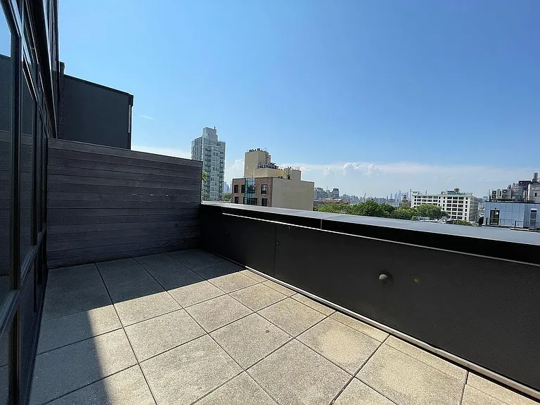504 Myrtle Ave #7B — Photo 8
