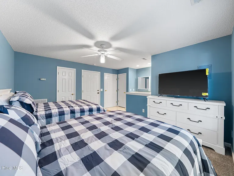 3350 Club Villas Dr #1302 — Photo 7