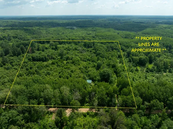 Deer Lake Rd, Harrison, MI 48625