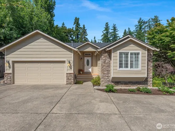 3015 NW Vanguard Place, Camas, WA 98607