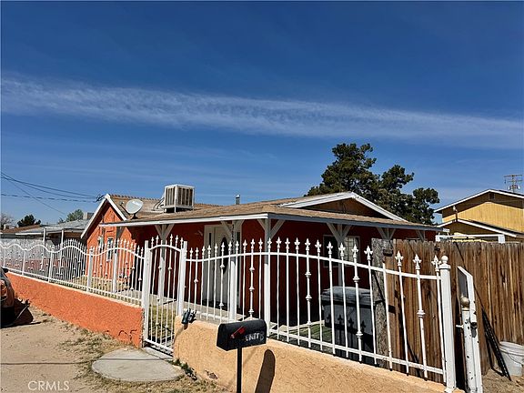 3rd image of 36528 Irwin Rd