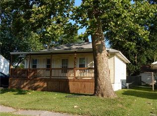 409 W McCasland Ave, East Alton, IL