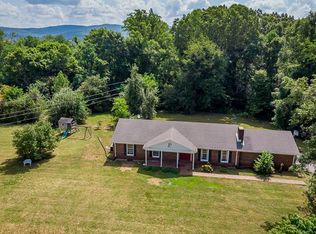 2985 Seventy Six Falls Rd, Albany, KY 42602