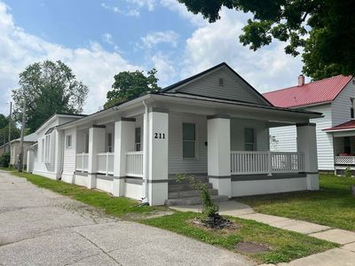 211 S 8th St, Goshen, IN, 46528
