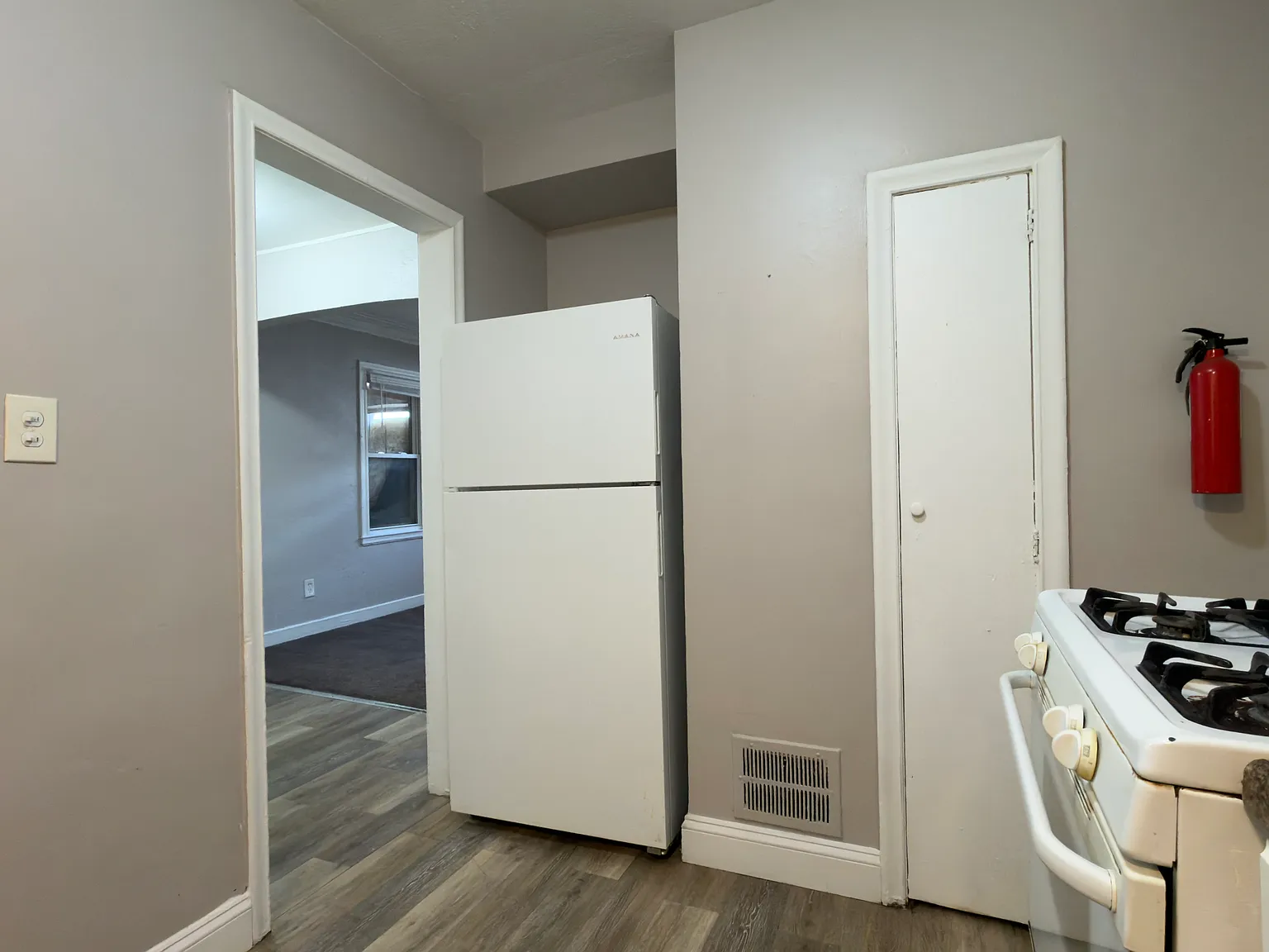 3 bed, 1142 sqft, $1,150 — Photo 4
