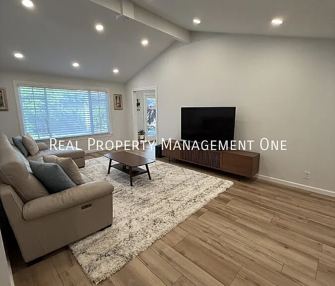 4682 Laramie Gate Ct — Photo 13