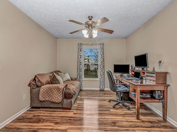 5th image of 2895 Bentbrook Dr