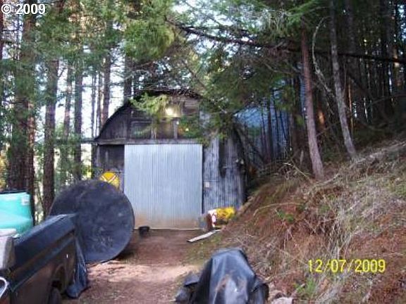 4th image of 1481 Pine Ridge Dr