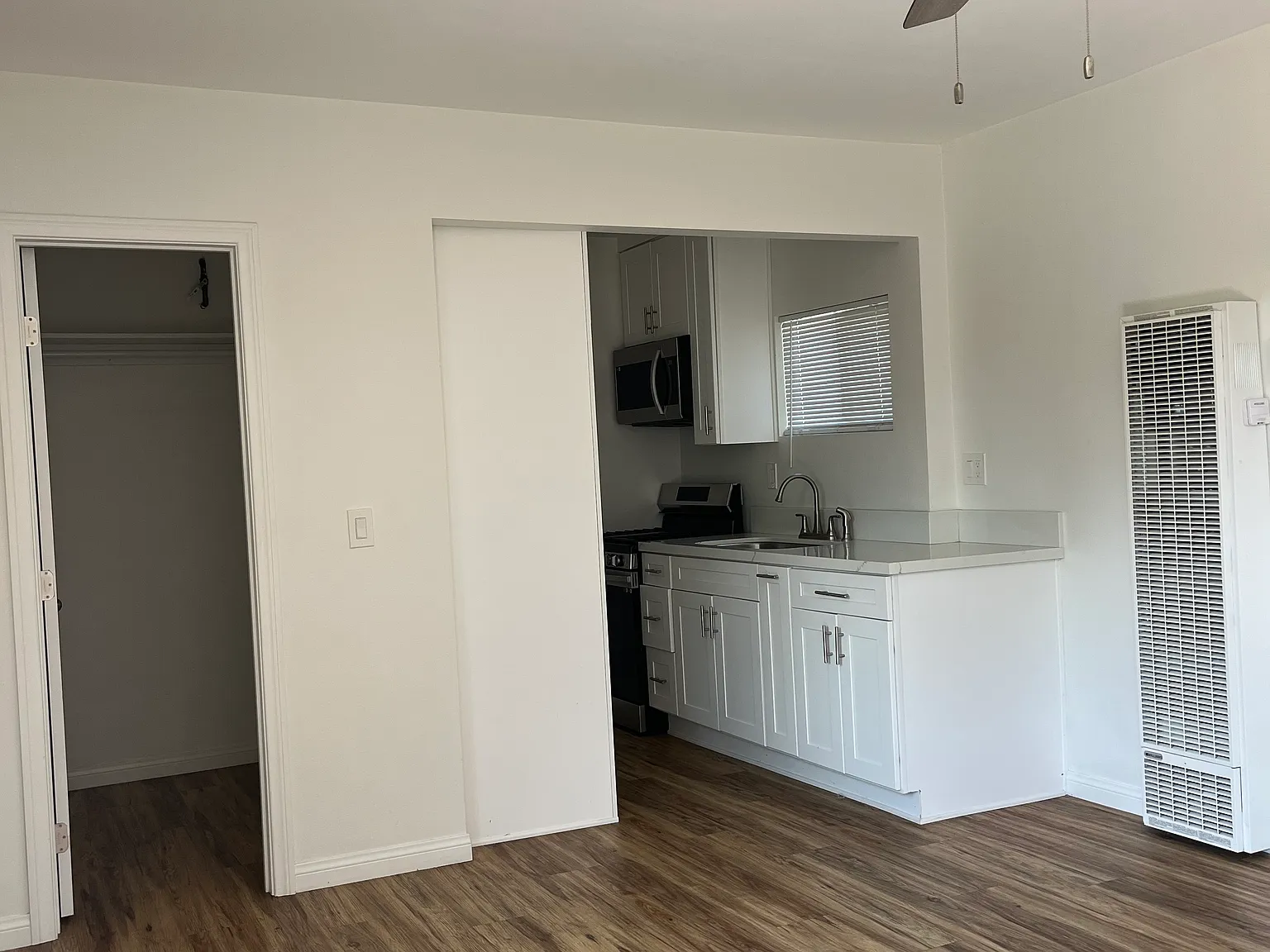 Studio, 335 sqft, $1,550 — Photo 3