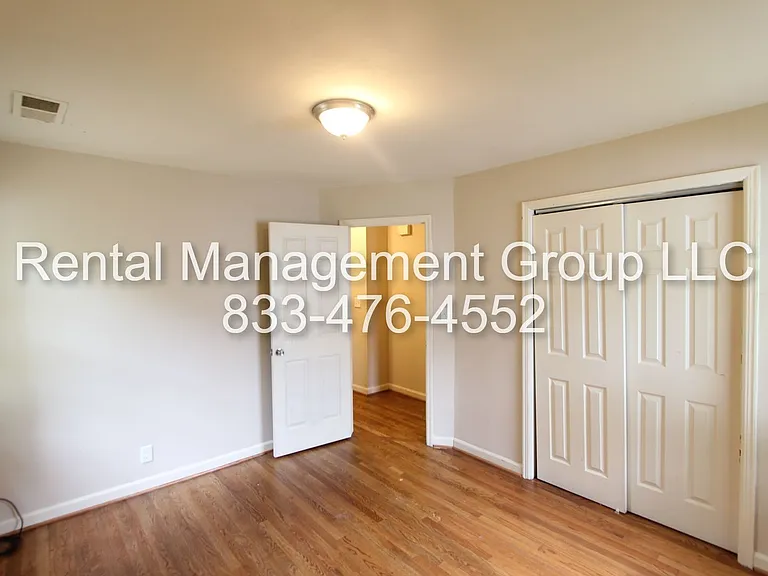 201 Rose Dr — Photo 10