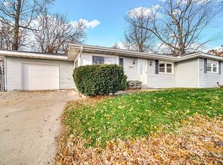 2882 Willowcreek Rd, Portage, IN 46368