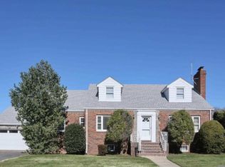 111 10th St, Wood Ridge, NJ 07075