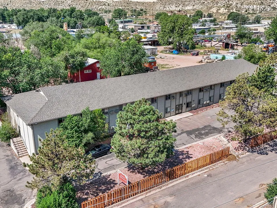 Raintree Apartments