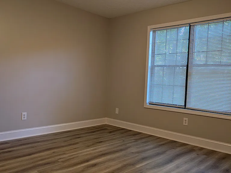 710 Bellemeade Way SW #A — Photo 14