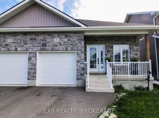 75 Potter Dr, Loyalist, ON K0H 2H0