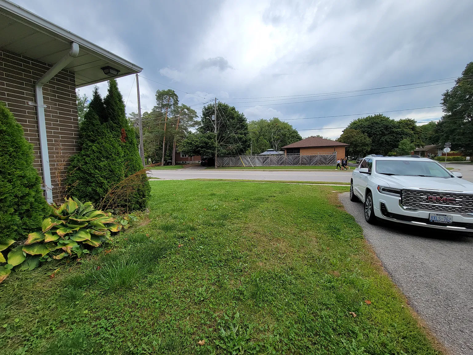 Johnson St. Duplex — Photo 3