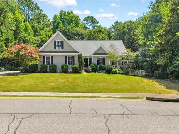 905 Daisy Ln, Athens, GA 30605