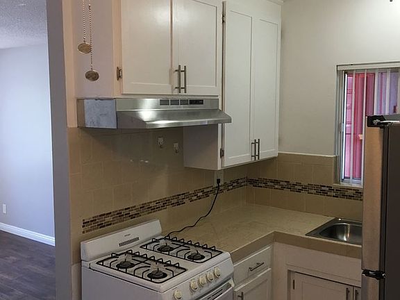 5th image of 1011 E Palmer Ave APT 15