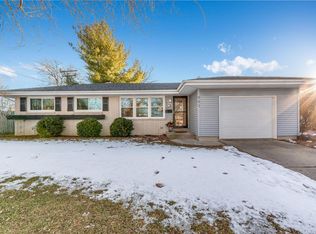 903 78th St, Kenosha, WI 53143