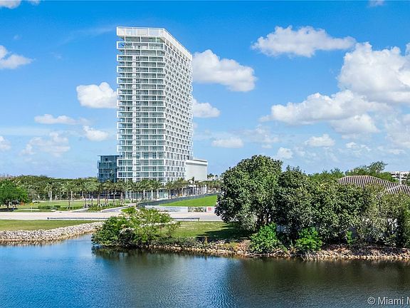 4th image of 2000 Metropica Way #1411