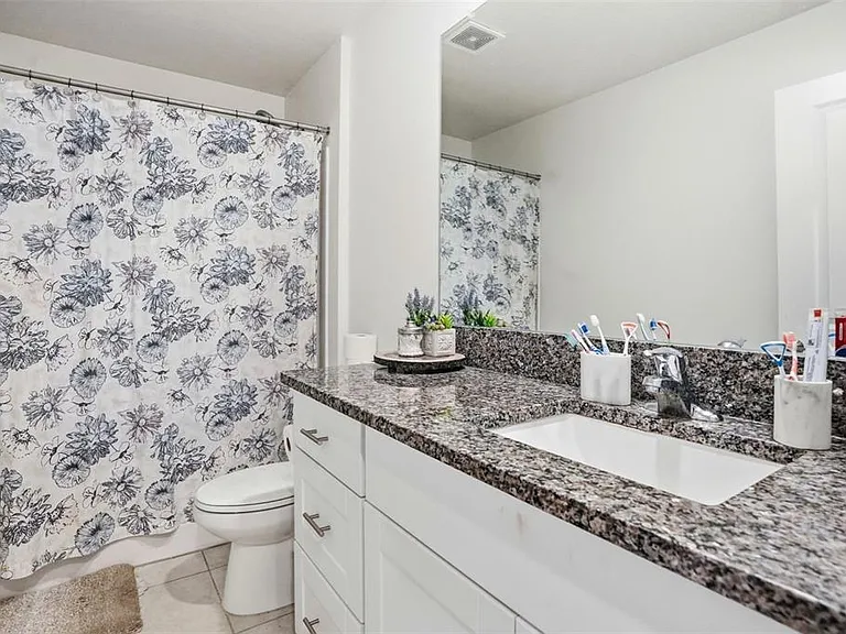 13712 Newbridge St — Photo 22