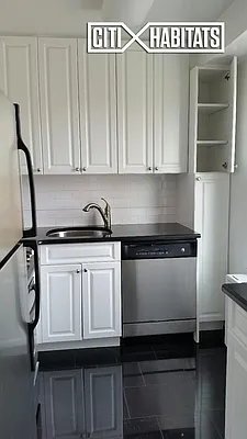 Rented by Citi Habitats | media 5