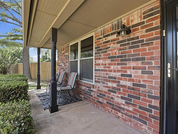 4th image of 1525 Vulcan Cir
