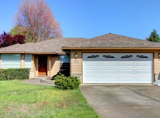 2201 Creston Ct, Medford, OR