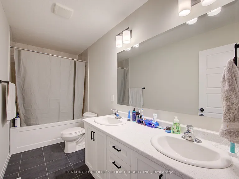 377 Bradshaw Dr — Photo 28