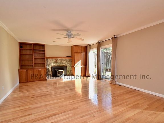 4th image of 34 Blanca Dr