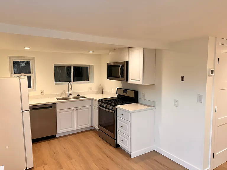 97 Forrest Ave — Photo 3