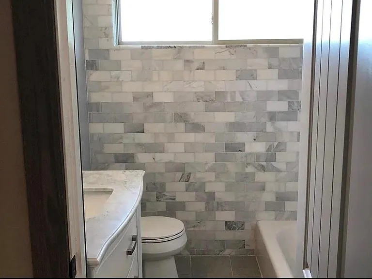 3206 Jarvis St — Photo 2