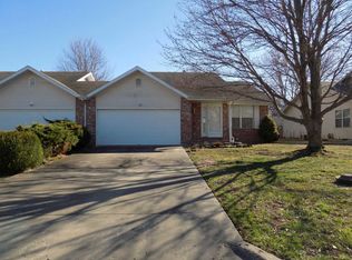 126 W Wade St, Republic, MO 65738