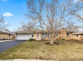 134 Monna St, Sugar Grove, IL 60554